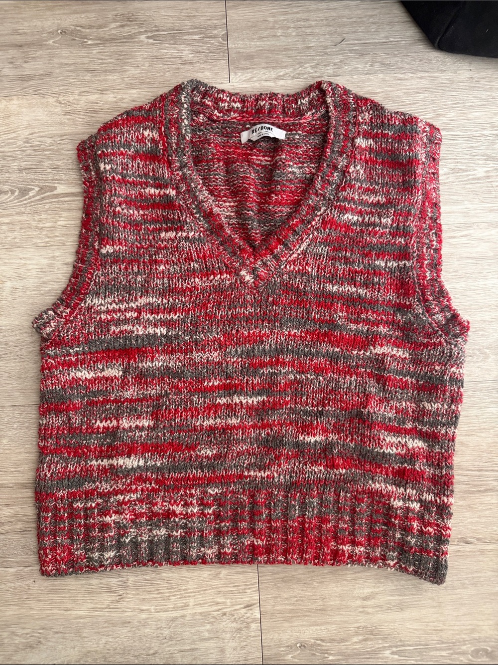 Re/Done Red Multicolor Knit V-Neck Sweater Vest